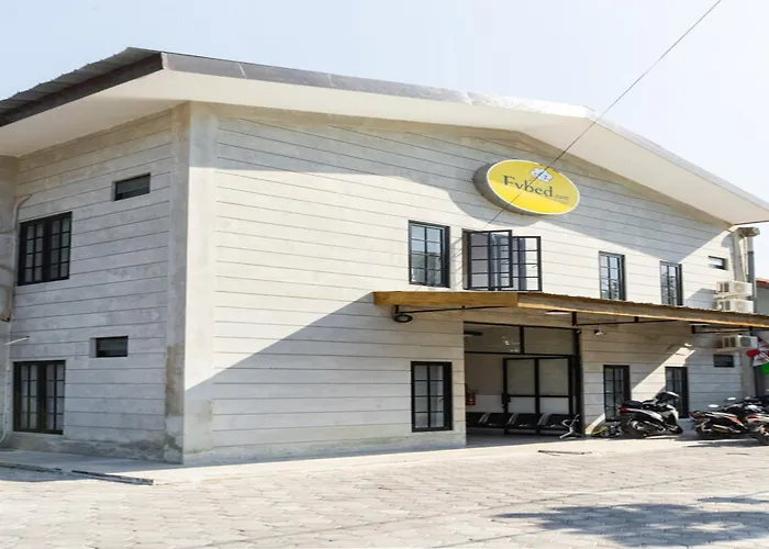 Fybed Aparthotel Semarang