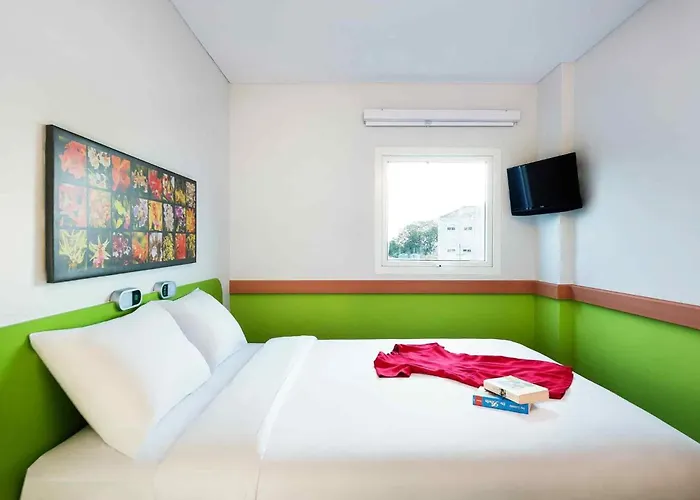 Ibis Budget Semarang Tendean